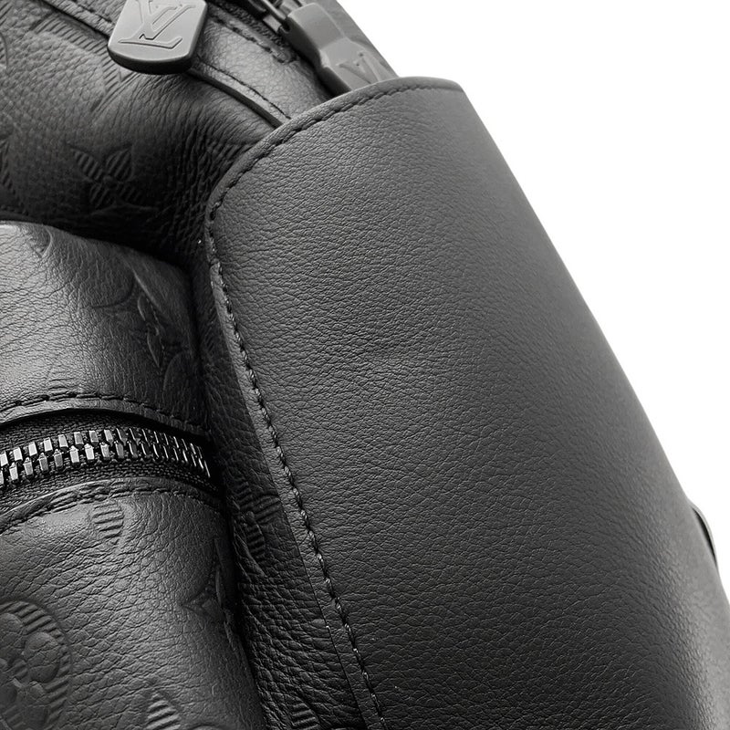 ルイヴィトン リュック モノグラム・シャドウ ディスカバリー・バックパック PM M46553 LOUIS VUITTON バッグ 黒 ブラック