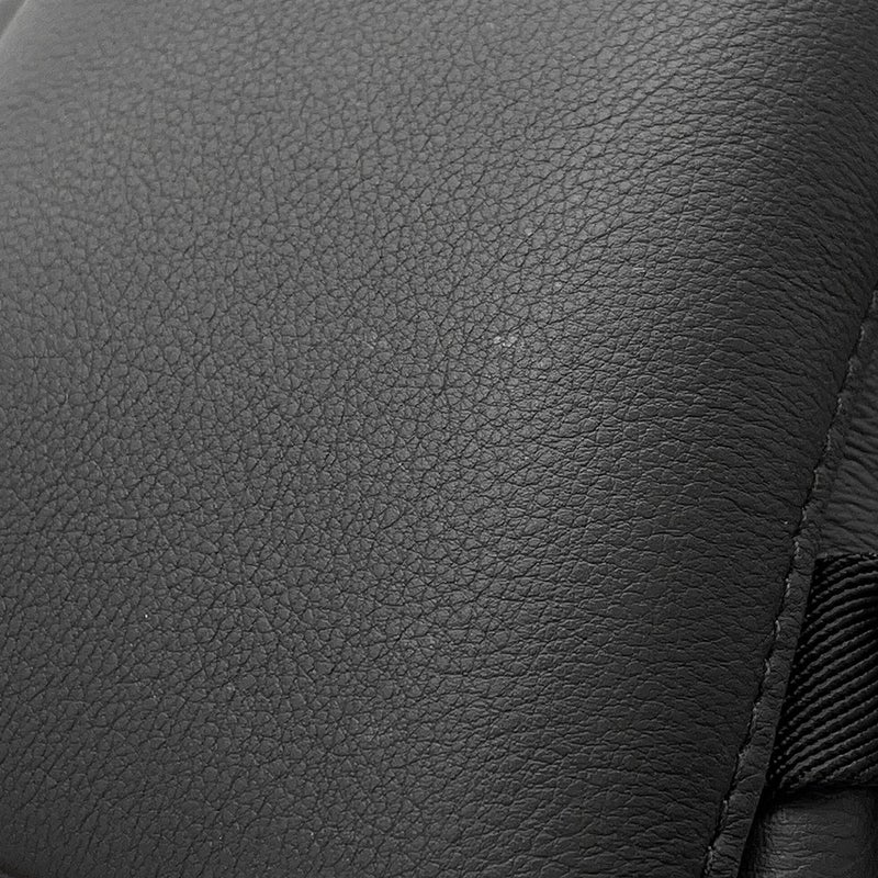 ルイヴィトン リュック モノグラム・シャドウ ディスカバリー・バックパック PM M46553 LOUIS VUITTON バッグ 黒 ブラック
