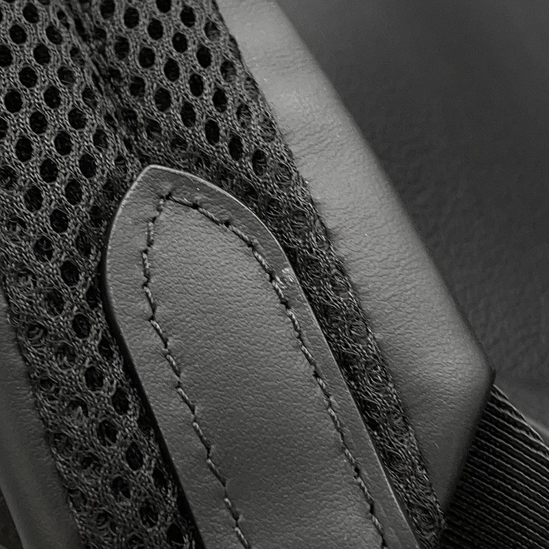ルイヴィトン リュック モノグラム・シャドウ ディスカバリー・バックパック PM M46553 LOUIS VUITTON バッグ 黒 ブラック