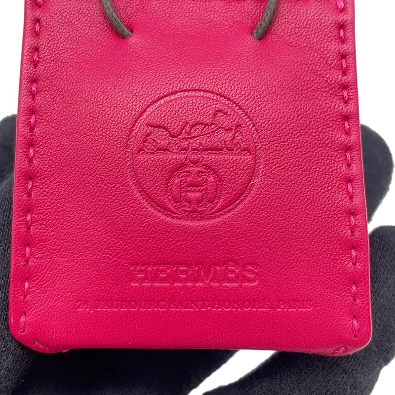 エルメス バッグチャーム ショッパー サックオランジュ ローズメキシコ ラムスキン Y刻印 HERMES 2020年秋冬限定