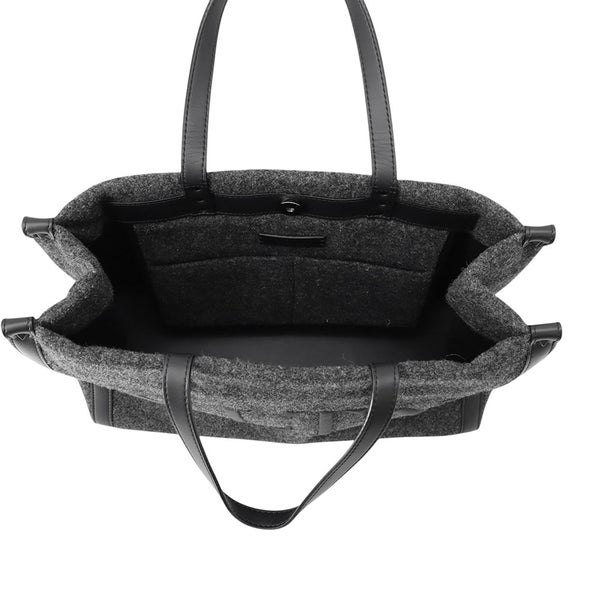 ヴァレンティノ・ガラヴァーニ トートバッグ VLTNロゴ ミディアム フェルト レザー 1Y2B0A35BZN VALENTINO 黒