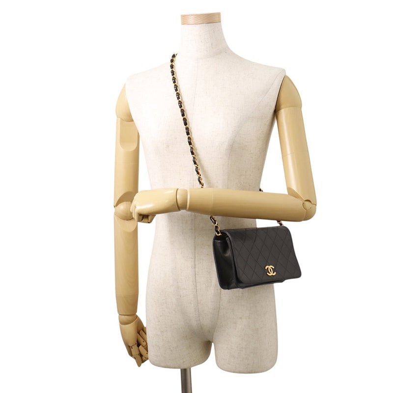 シャネル チェーンショルダーバッグ マトラッセ ココマーク ラムスキン CHANEL バッグ 黒