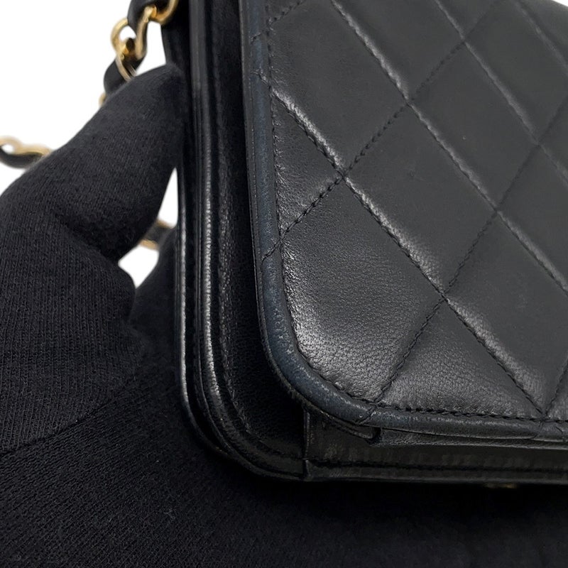 シャネル チェーンショルダーバッグ マトラッセ ココマーク ラムスキン CHANEL バッグ 黒