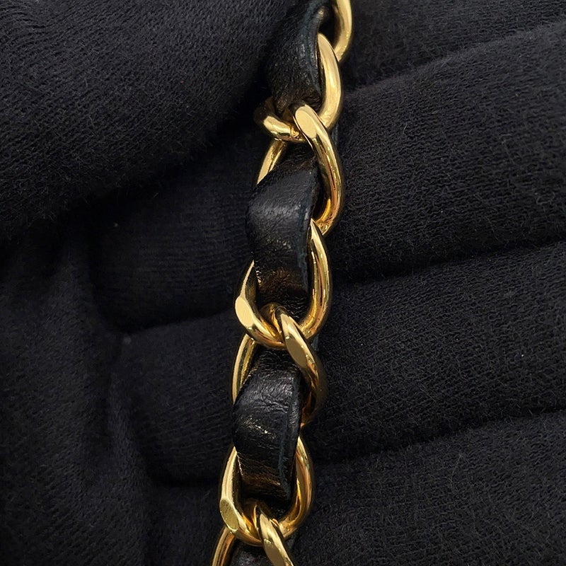 シャネル チェーンショルダーバッグ マトラッセ ココマーク ラムスキン CHANEL バッグ 黒