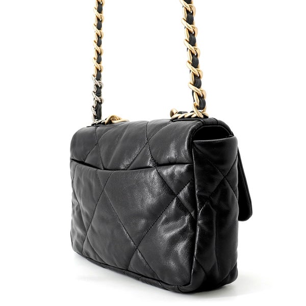 シャネル チェーンショルダーバッグ 19 フラップ バッグ ココマーク シャイニーラムスキン AS1160 CHANEL 黒