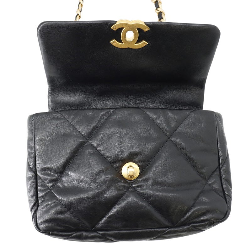 シャネル チェーンショルダーバッグ 19 フラップ バッグ ココマーク シャイニーラムスキン AS1160 CHANEL 黒
