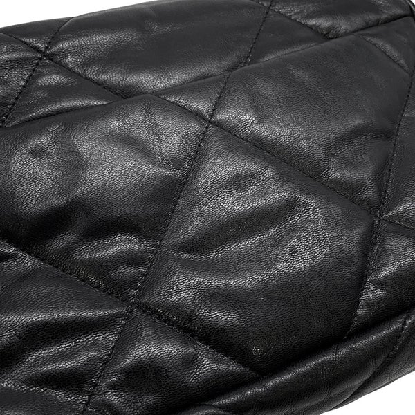 シャネル チェーンショルダーバッグ 19 フラップ バッグ ココマーク シャイニーラムスキン AS1160 CHANEL 黒