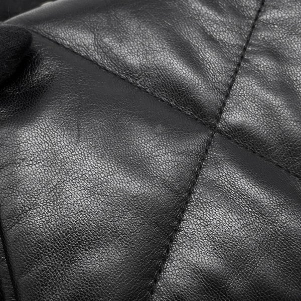 シャネル チェーンショルダーバッグ 19 フラップ バッグ ココマーク シャイニーラムスキン AS1160 CHANEL 黒