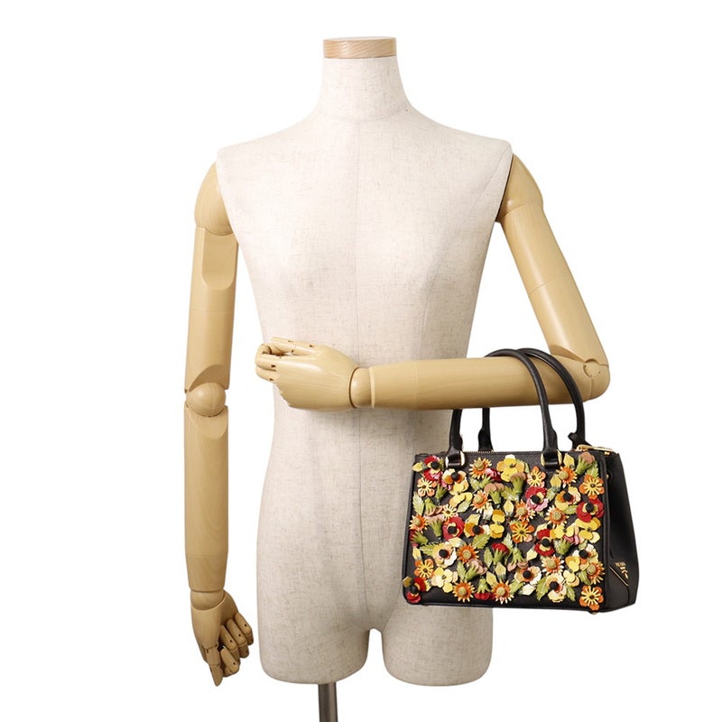 プラダ ハンドバッグ ガレリア フラワー サフィアーノ PRADA 2wayショルダーバッグ 黒