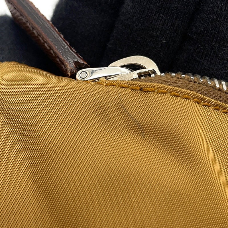 プラダ ボディバッグ トライアングルロゴ ナイロン VA0056 PRADA ウエストポーチ