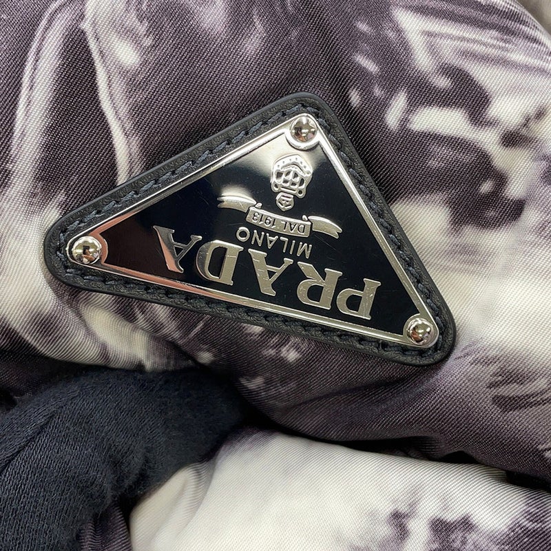 プラダ トートバッグ プリント Re-Nylon パデット ナイロン 2VG082 PRADA