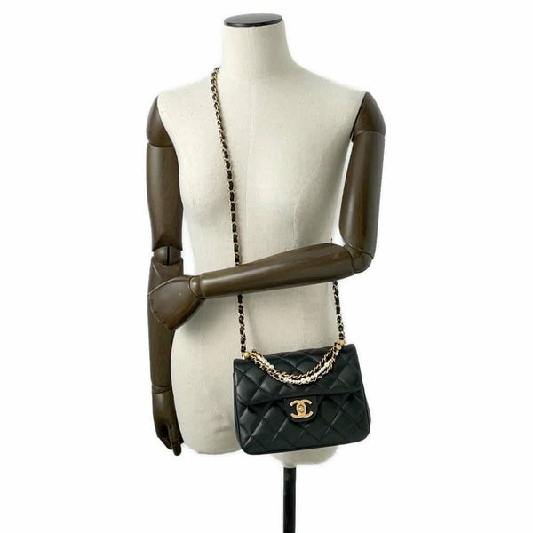 シャネル チェーンショルダーバッグ マトラッセ ココマーク ラムスキン AS4385 CHANEL 黒