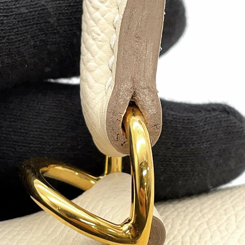 エルメス ハンドバッグ ケリー28 外縫い クレ/ゴールド金具 エプソン Y刻印 2wayショルダー