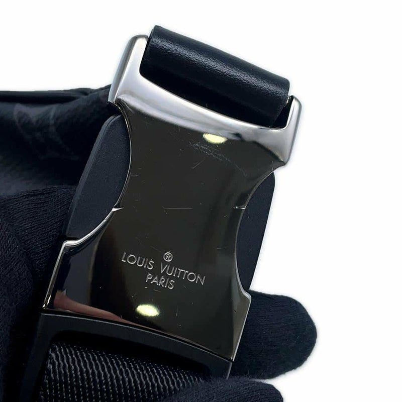 ルイヴィトン ボディバッグ モノグラム・エクリプス ディスカバリー・バムバッグ M44336 LOUIS VUITTON ブラック 黒