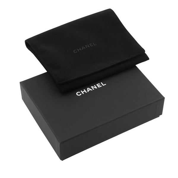シャネル 三つ折り財布 クラシック スモール フラップ ウォレット キャビアスキン AP0231 CHANEL 黒