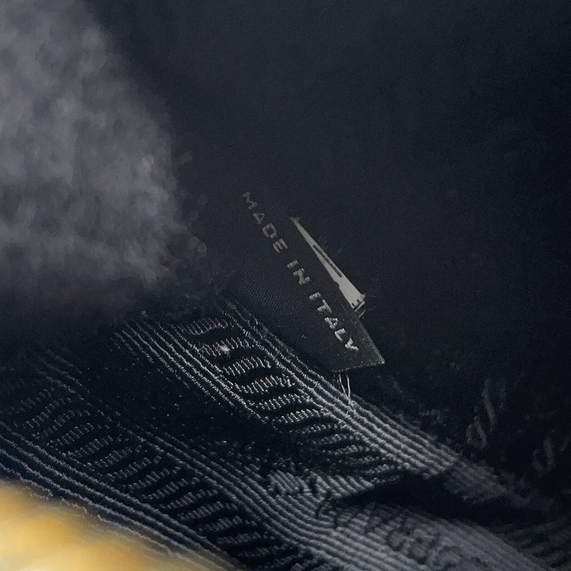プラダ ショルダーバッグ Re-Edition 2005 サフィアーノレザー 1BH204 PRADA 2wayバッグ