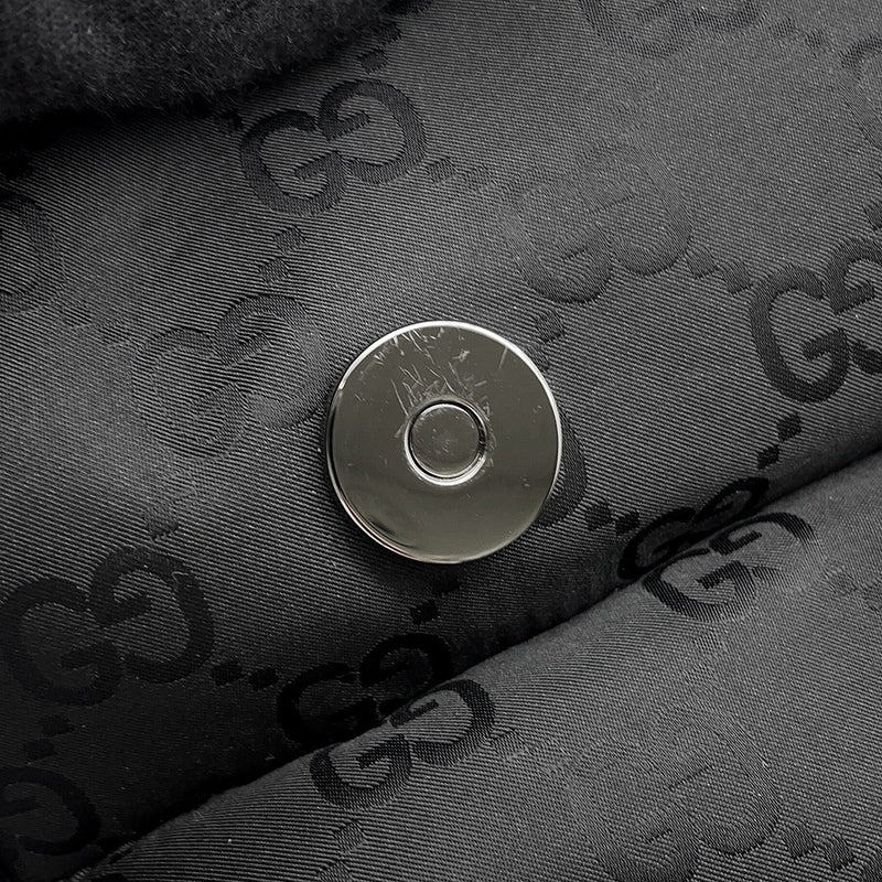 グッチ ショルダーバッグ ミディアム クロスボディバッグ GGナイロン 816820 GUCCI バッグ 黒