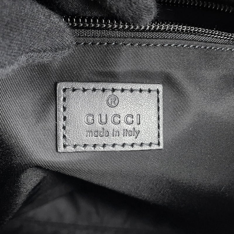 グッチ ショルダーバッグ ミディアム クロスボディバッグ GGナイロン 816820 GUCCI バッグ 黒
