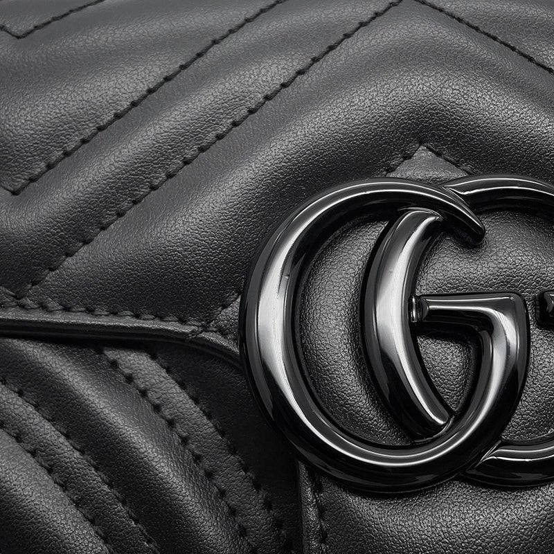 グッチ チェーンショルダーバッグ GGマーモント シェブロン キルティング レザー スモール 446744 GUCCI 黒
