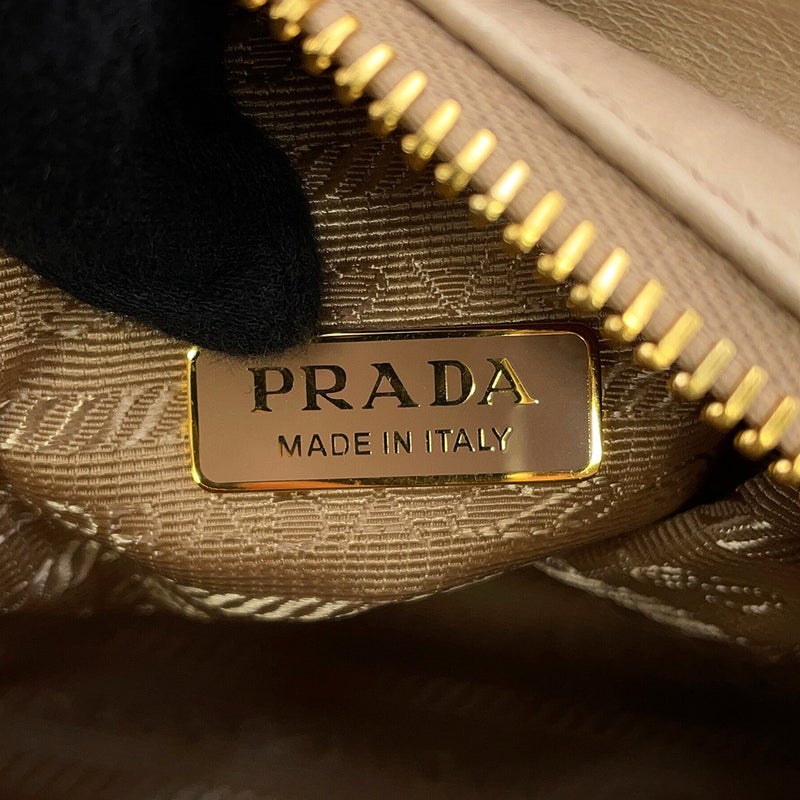 プラダ ハンドバッグ トップハンドル ミニバッグ  ダングルレザー 1BB137 PRADA