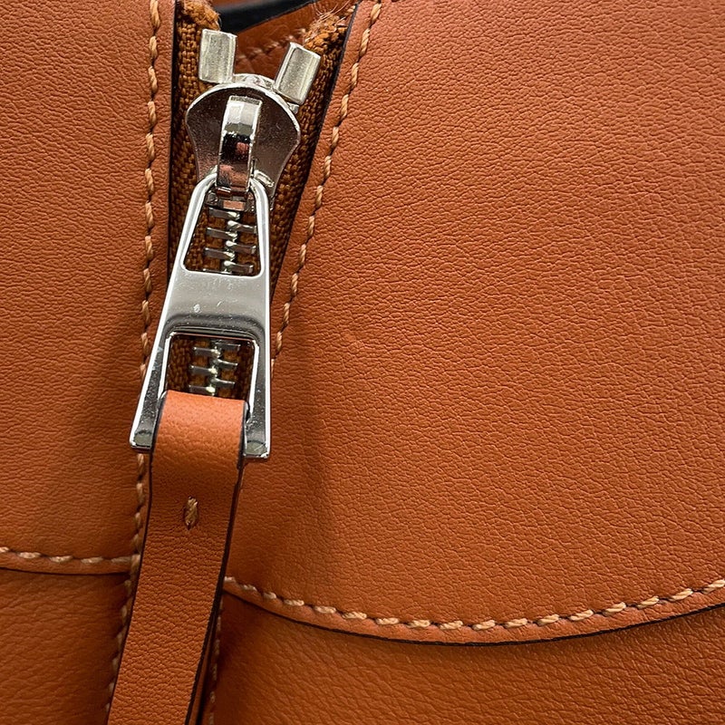 ロエベ ショルダーバッグ ハンモック スモール クラシックカーフレザー 387.30.S35 LOEWE 2WAY ブラウン セール品