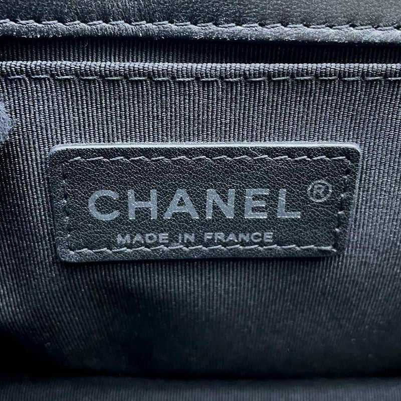 シャネル チェーンショルダーバッグ ココマーク ボーイシャネル A67086 CHANEL 斜めがけ BOY CHANEL 黒