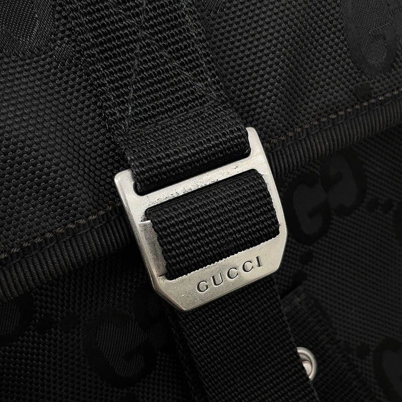 グッチ ショルダーバッグ オフ ザ グリッド GGナイロン 643858 GUCCI バッグ ブラック メンズ 黒