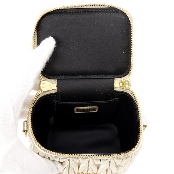 ミュウミュウ ショルダーバッグ マテラッセ マイクロバッグ レザー 5NR018MIUMIU バッグ