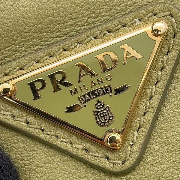 プラダ ショルダーバッグ トライアングルロゴ レザー 1BC238 PRADA バッグ
