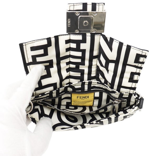 フェンディ ボディバッグ ズッカ バケット ミニ マーク・ジェイコブス コラボ ナイロン 7AS138 FENDI ハンドバッグ 黒 白