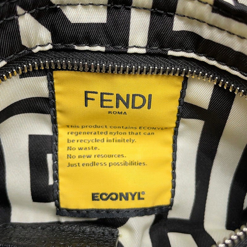 フェンディ ボディバッグ ズッカ バケット ミニ マーク・ジェイコブス コラボ ナイロン 7AS138 FENDI ハンドバッグ 黒 白