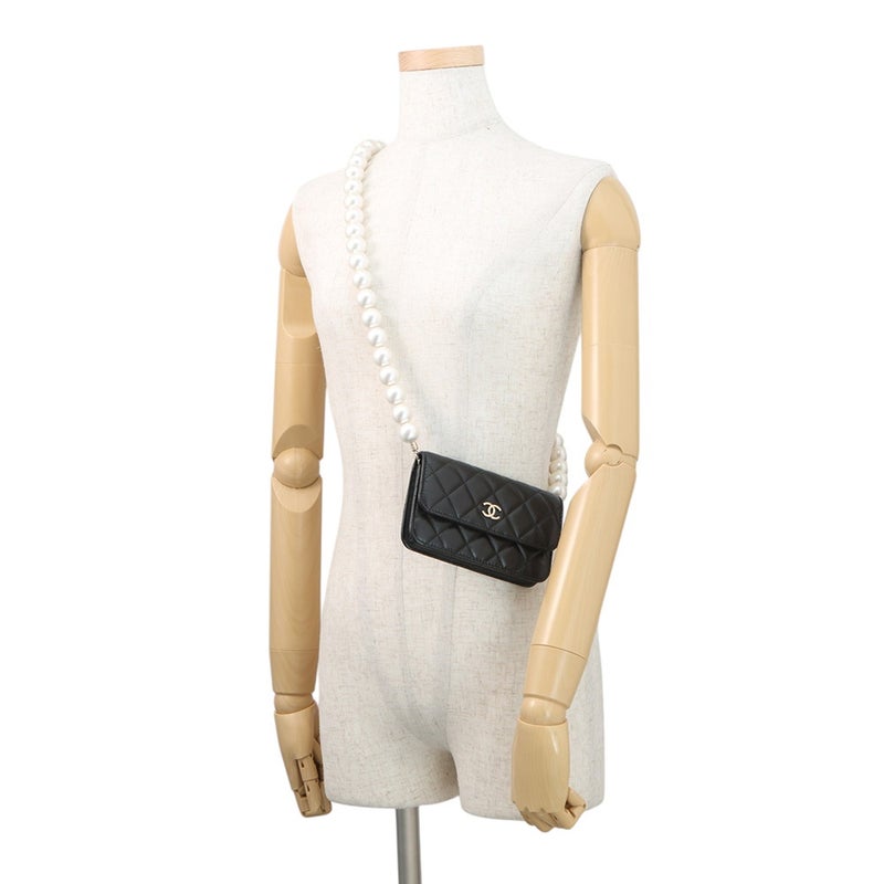 シャネル パールチェーンショルダーバッグ ココマーク マトラッセ フェイクパール AP1838 CHANEL ポーチ 黒