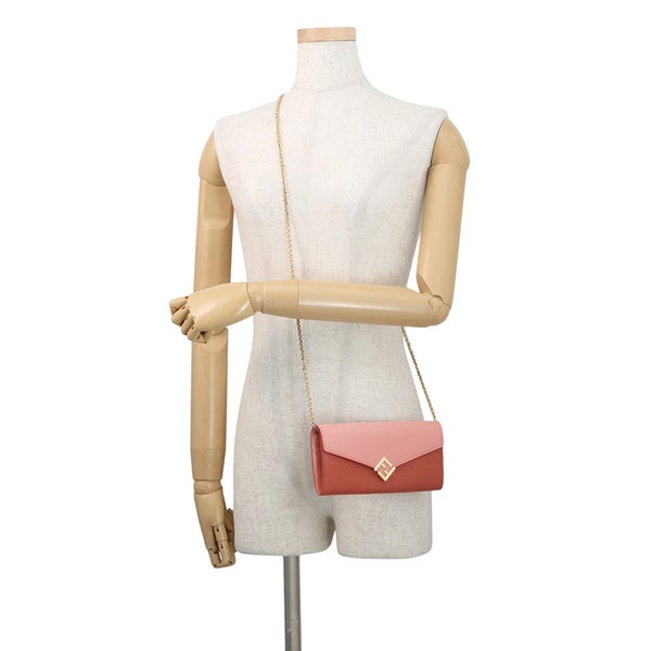 フェンディ チェーンウォレット FFダイヤモンド バイカラー レザー 8M0365 FENDI 財布
