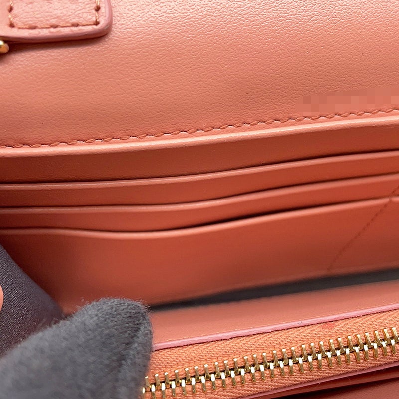 フェンディ チェーンウォレット FFダイヤモンド バイカラー レザー 8M0365 FENDI 財布