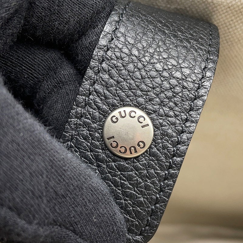 グッチ ビジネスバッグ エンボスロゴ ブリーフケース レザー 674174 GUCCI ハンドバッグ 黒