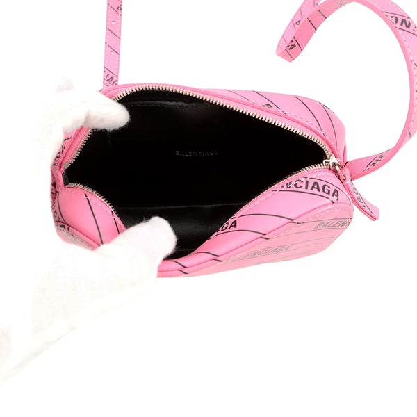 バレンシアガ ショルダーバッグ エブリディ カメラバッグXS ロゴ レザー 552372 BALENCIAGA バッグ