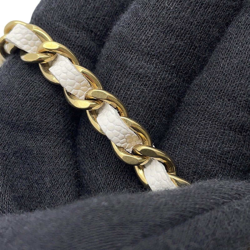 シャネル チェーンウォレット クラシック マトラッセ ココマーク キャビアスキン AP0250 CHANEL 財布 白