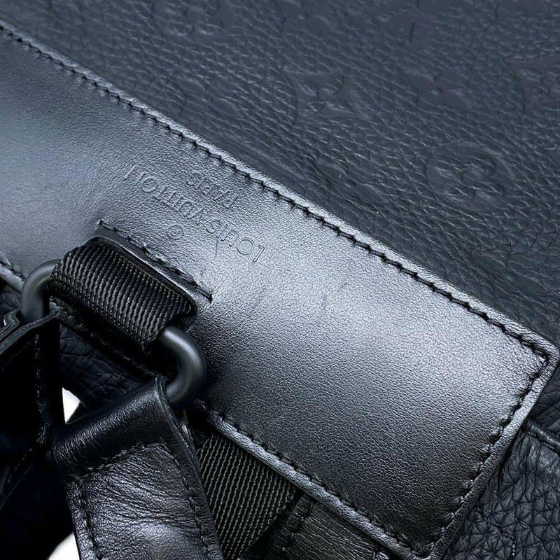 ルイヴィトン リュック モノグラム・トリヨン クリストファーMM M55699 バッグ バックパック ブラック 黒