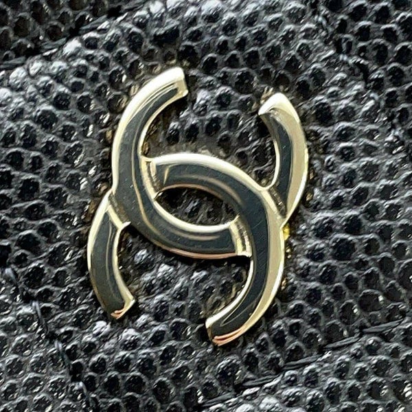 シャネル チェーンウォレット マトラッセ ココマーク キャビアスキン CHANEL 財布 ブラック 黒