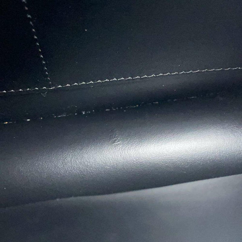 セリーヌ チェーンウォレット マーゴ カーフレザー 10L033DPV.38NO CELINE バッグ 長財布 黒