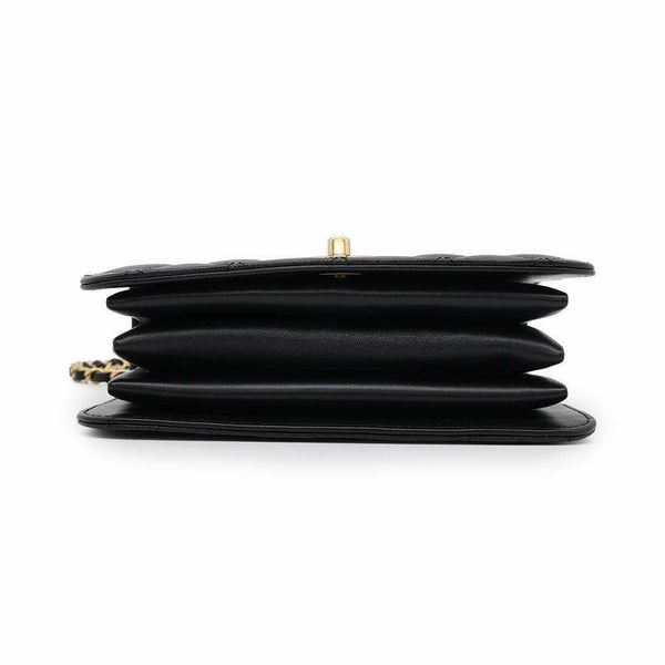 シャネル チェーンショルダーバッグ マトラッセ ココマーク キャビアスキン AS4286 CHANEL ハンドバッグ 黒