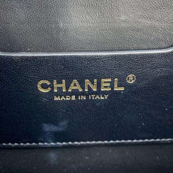 シャネル チェーンショルダーバッグ マトラッセ ココマーク キャビアスキン AS4286 CHANEL ハンドバッグ 黒