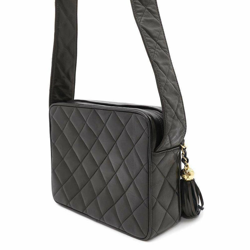 シャネル ショルダーバッグ マトラッセ ココマーク フリンジ タッセル ラムスキン CHANEL バッグ 黒