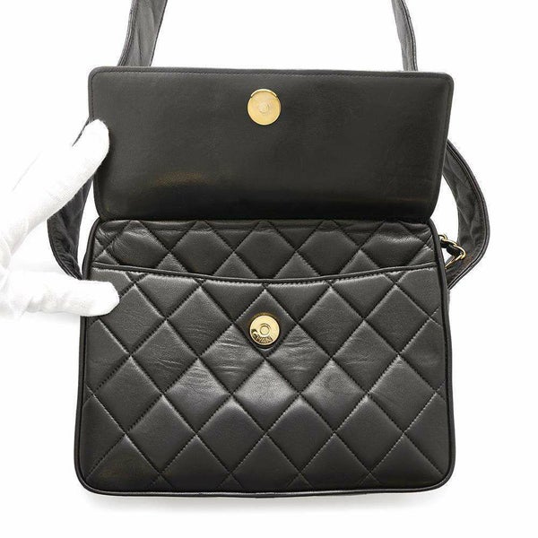 シャネル ショルダーバッグ マトラッセ ココマーク フリンジ タッセル ラムスキン CHANEL バッグ 黒