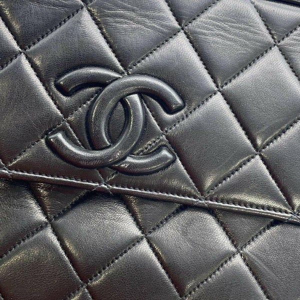 シャネル ショルダーバッグ マトラッセ ココマーク フリンジ タッセル ラムスキン CHANEL バッグ 黒