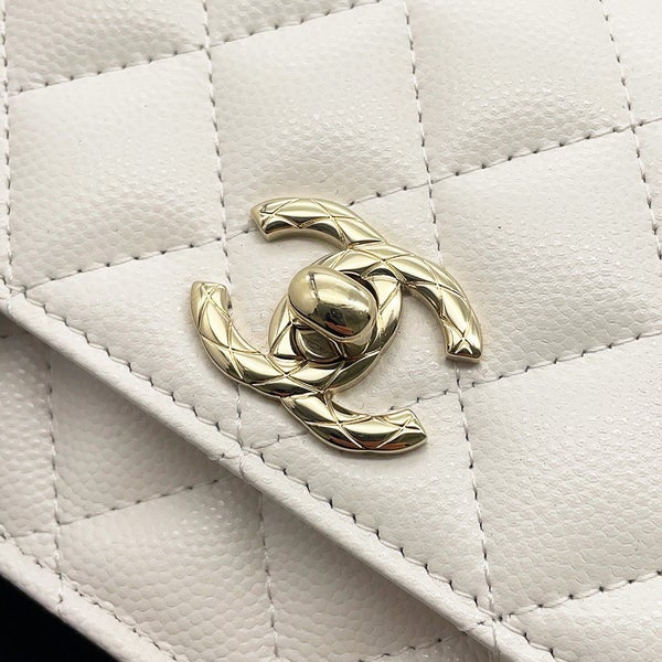 シャネル チェーンウォレット マトラッセ ココマーク トップハンドルキャビアスキン CHANEL 財布