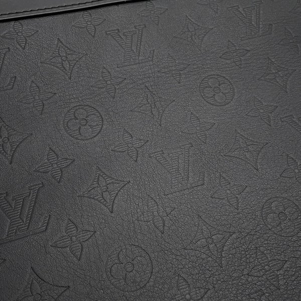 ルイヴィトン クラッチバッグ モノグラム・シャドウ ポシェット・ディスカバリー M62903 LOUIS VUITTON メンズ ブラック 黒
