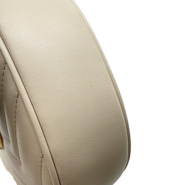 グッチ ハンドバッグ GGマーモント ハーフムーン シェブロン キルティング 699514 GUCCI バッグ ワンショルダー 白