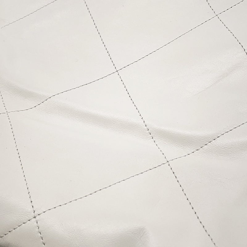 シャネル リュック シャネル22 スモール シャイニーカーフスキン AS3859 CHANEL バックパック  白