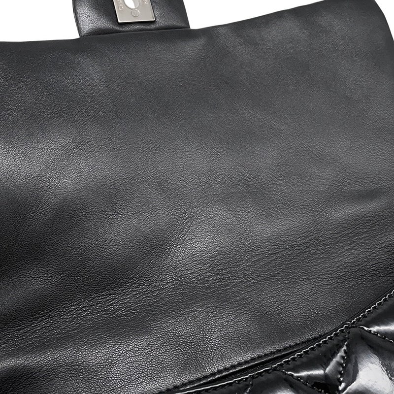 シャネル チェーンショルダーバッグ マトラッセ ココマーク パテント A65051 CHANEL バッグ 黒